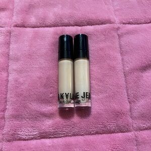 Set of 2 Kylie Cosmetics Skin Concealer